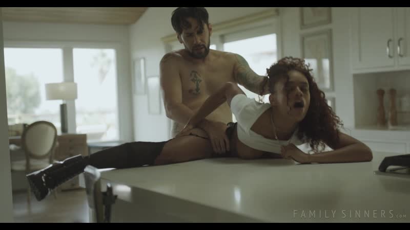 Vụ bê bối Scarlit trong tập luật